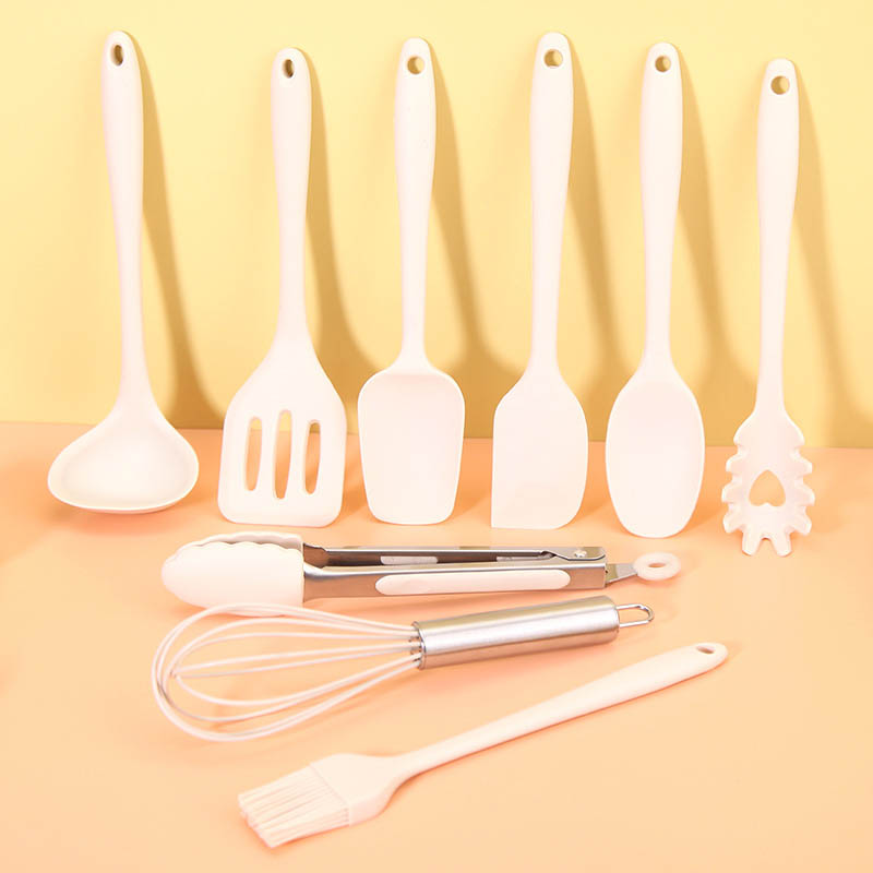 kitchen cooking utensils